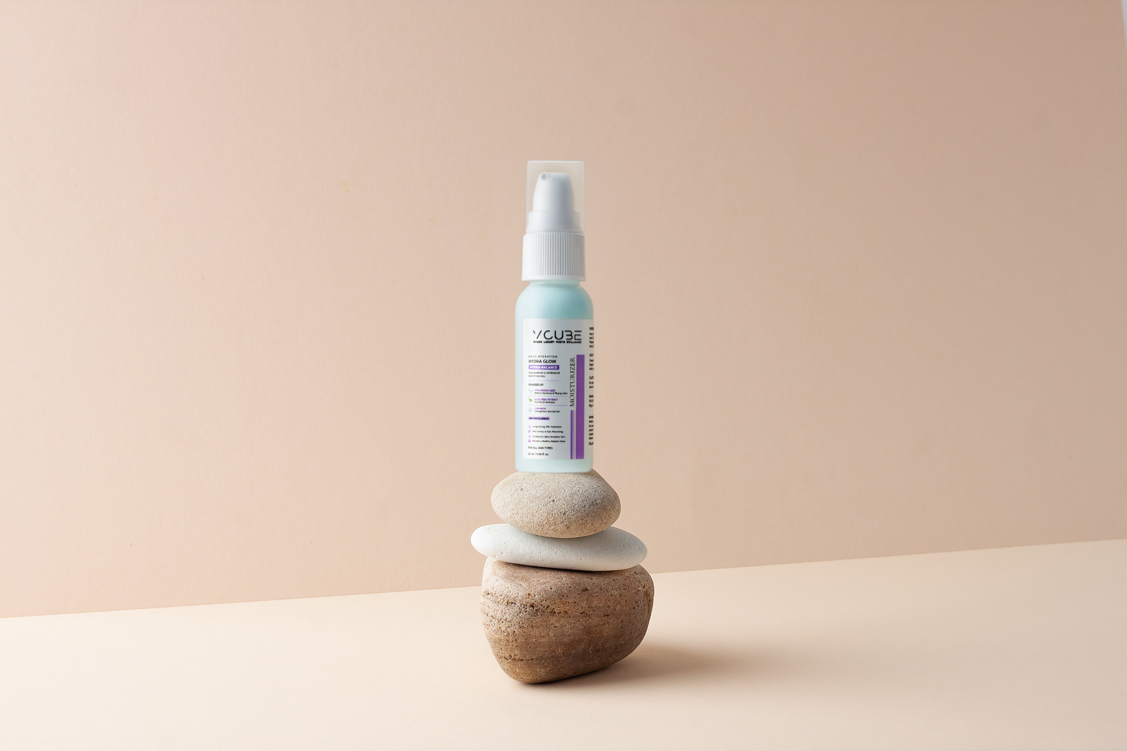 Hydra Glow Moisturizer  2% Hyaluronic Acid + 2% Ceramide 20ML